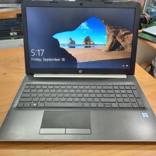 Laptop HP i3 7002U 2ND